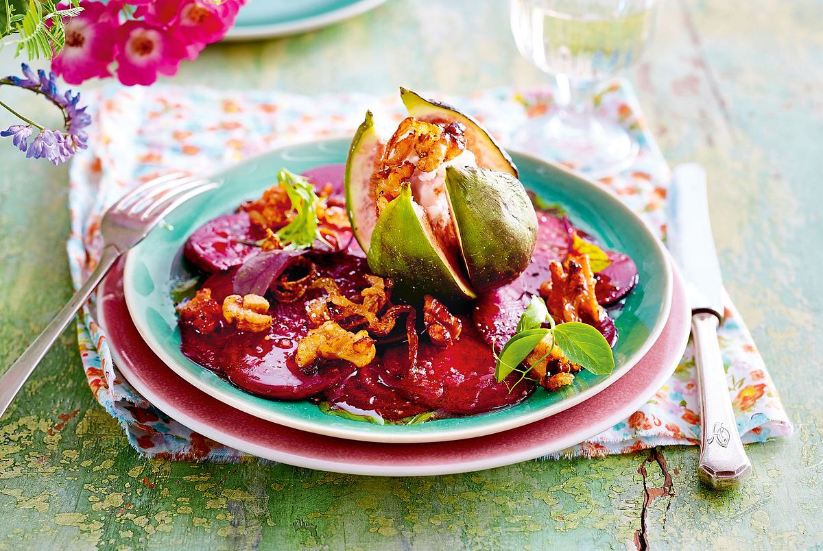 Gefüllte Feigen auf Rote-Bete-Carpaccio Rezept