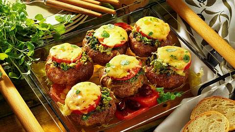 Gefüllte Frikadellen Rezept - Foto: House of Food / Bauer Food Experts KG