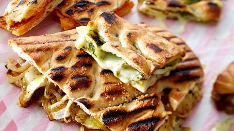 Gefüllte Grillfladen Rezept - Foto: House of Food / Bauer Food Experts KG