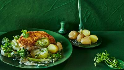 Gefüllte Hähnchenbrust auf Gemüsebett Rezept - Foto: LECKER @ Bauer Media Group
