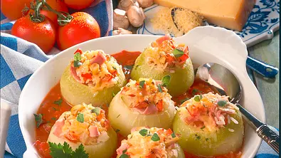Gefüllte Kohlrabi Rezept - Foto: LECKER @ Bauer Media Group