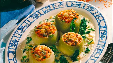 Gefüllte Kohlrabi mit roten Linsen Rezept - Foto: LECKER @ Bauer Media Group
