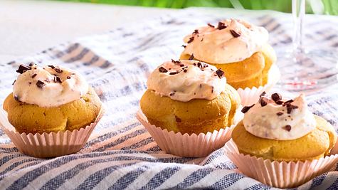 Gefüllte Muffins mit Herrencreme Rezept - Foto: House of Food / Bauer Food Experts KG