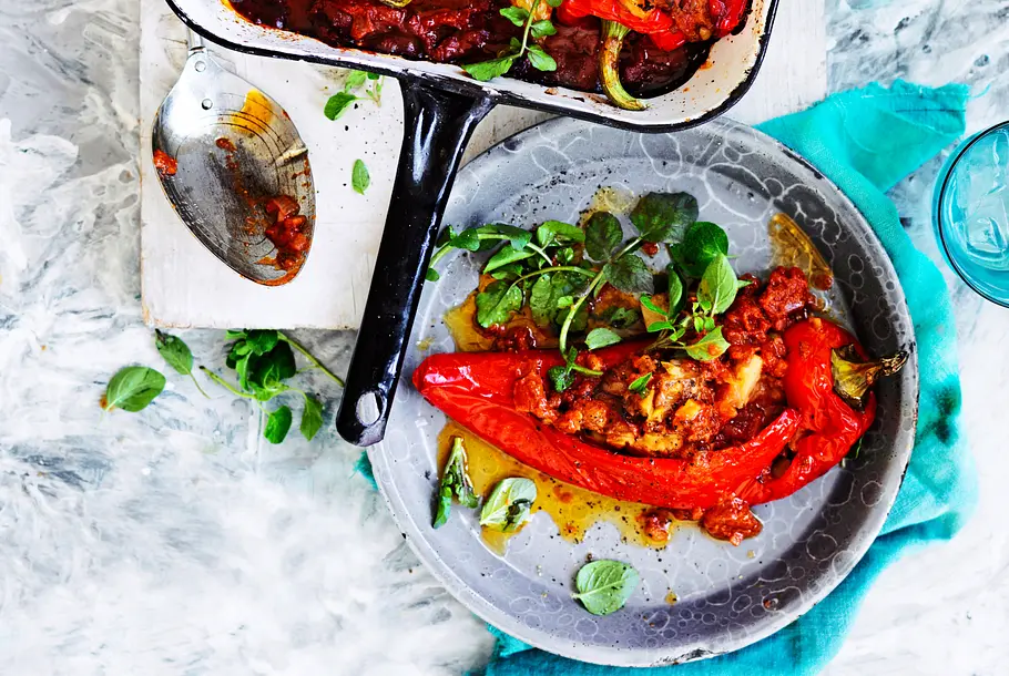Gefüllte Paprika mit Hack und Oliven Rezept Gefüllte Paprika mit Hack und Oliven Rezept
