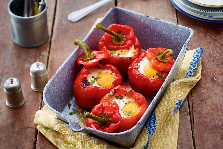 Gefüllte Paprika mit Spinat und Ei Rezept Gefüllte Paprika mit Spinat und Ei Rezept