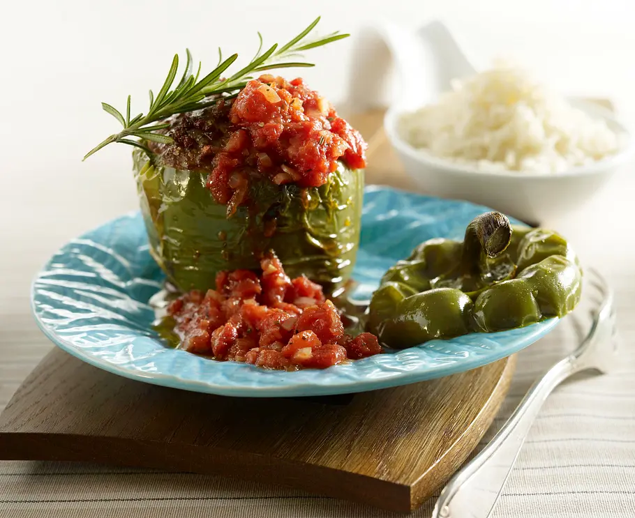Gefüllte Paprikaschoten mit Hack Rezept