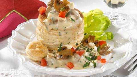 Gefüllte Pastete mit Champignonragout Rezept - Foto: Maass