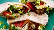 Gefüllte Pitataschen mit gegrilltem Halloumi Rezept - Foto: House of Food / Bauer Food Experts KG