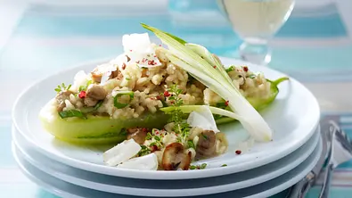 Gefüllte Schmorgurken mit Steinpilzrisotto Rezept - Foto: LECKER @ Bauer Media Group