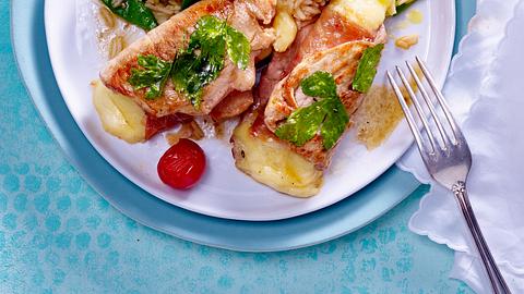 Gefüllte Schnitzel mit Gemüse-Reis Rezept - Foto: House of Food / Bauer Food Experts KG