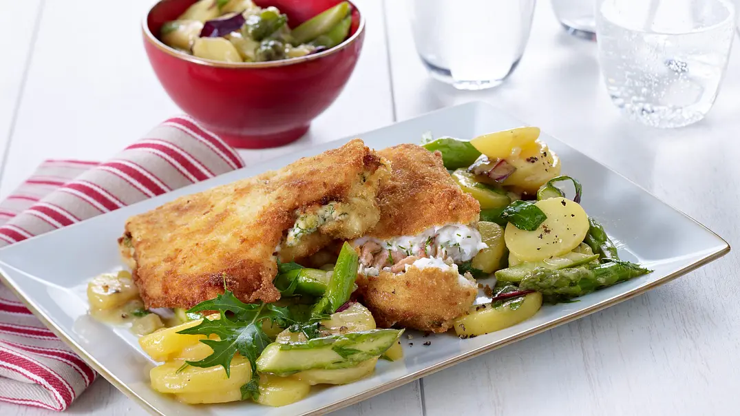 Gefüllte Scholle mit Krabben (Fyldt rodspaette med rejer) Rezept - Foto: LECKER @ Bauer Media Group Gefüllte Scholle mit Krabben (Fyldt rodspaette med rejer) Rezept - Foto: LECKER @ Bauer Media Group