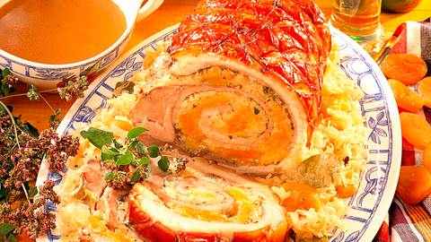 Gefüllte Schweinebauchrolle Rezept - Foto: House of Food / Bauer Food Experts KG
