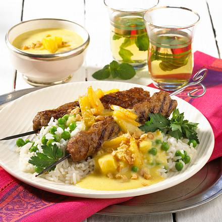 Gegrillte Hack-Spieße mit Currysoße Rezept