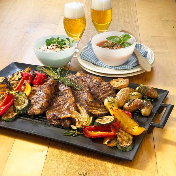 Gegrillte Rumpsteaks mit Gemüse Rezept