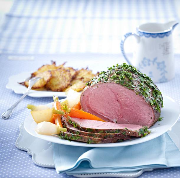 Gekräuterte Kalbsnuss zu Kartoffelrösti und Frühlingsgemüse Rezept Gekräuterte Kalbsnuss zu Kartoffelrösti und Frühlingsgemüse Rezept