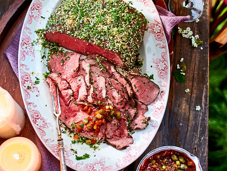 Gekräutertes Sesamroastbeef Rezept Gekräutertes Sesamroastbeef Rezept