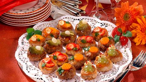 Gekrönte Medaillons und Hacksteaks Rezept - Foto: House of Food / Bauer Food Experts KG