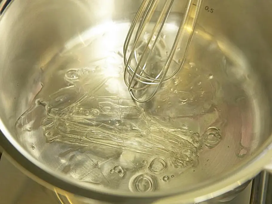 Gelatine auflösen - so geht's - gelatine_aufloesen_1