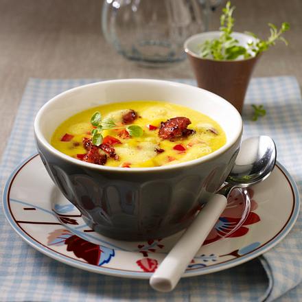 Gelbe Paprikasuppe mit Chorizowurst Rezept