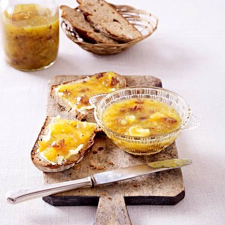 Gelbe Tomatenkonfitüre mit Datteln und Akazienhonig Rezept Gelbe Tomatenkonfitüre mit Datteln und Akazienhonig Rezept