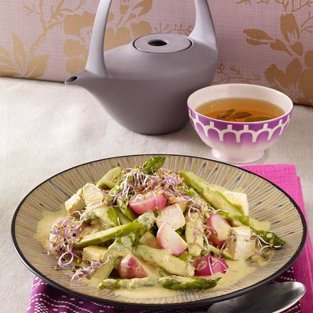Gelbes Curry mit Tofu und grünem Spargel Rezept