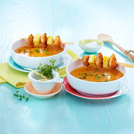 Gelbes Currysüppchen mit Hähnchenspieß Rezept Gelbes Currysüppchen mit Hähnchenspieß Rezept
