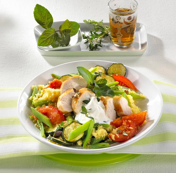 Gemüse-Couscous mit Hähnchenfilet Rezept Gemüse-Couscous mit Hähnchenfilet Rezept