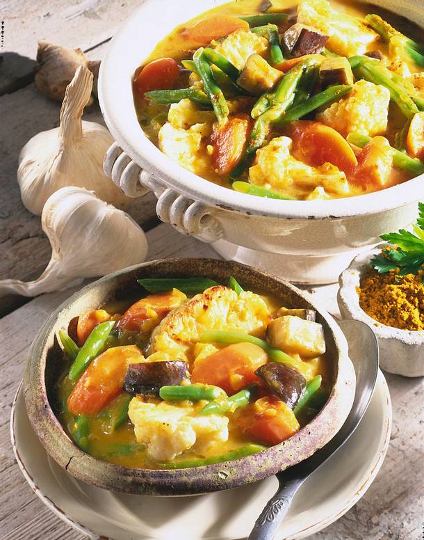 Gemüse-Curry mit Joghurt Rezept | LECKER Gemüse-Curry mit Joghurt Rezept | LECKER