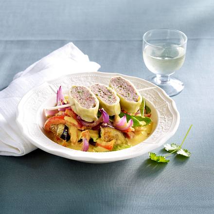 Gemüse-Kokos-Eintopf mit Nudel-Hack-Spießen Rezept