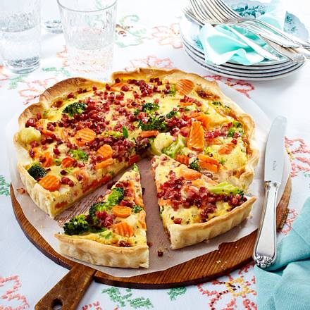 Gemüse-Quiche mit Speck Rezept Gemüse-Quiche mit Speck Rezept