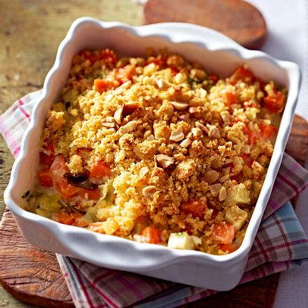 Gemüseauflauf mit Mandel-Käse-Crumble Rezept