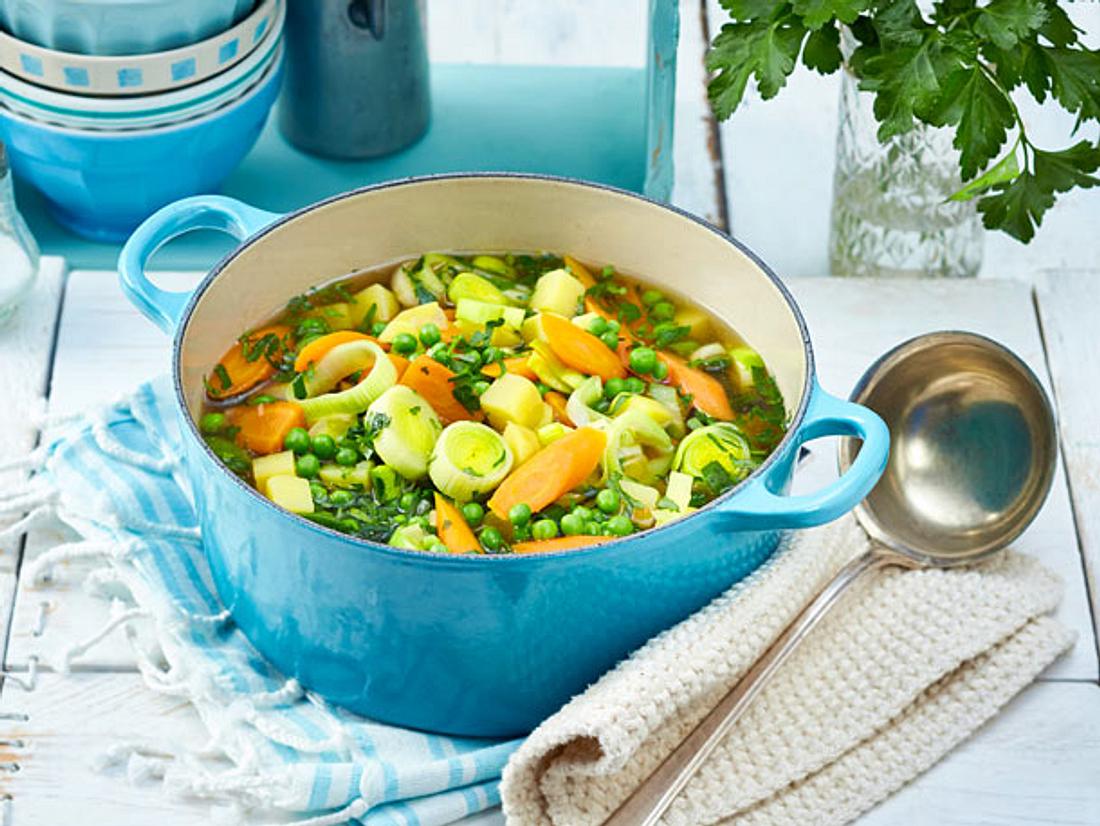 Gemüseeintopf - so geht das Grundrezept | LECKER