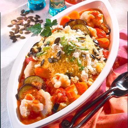 Gemüsegulasch mit Couscous Rezept Gemüsegulasch mit Couscous Rezept
