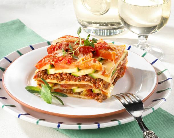 Gemüselasagne mit Hacksoße Rezept Gemüselasagne mit Hacksoße Rezept