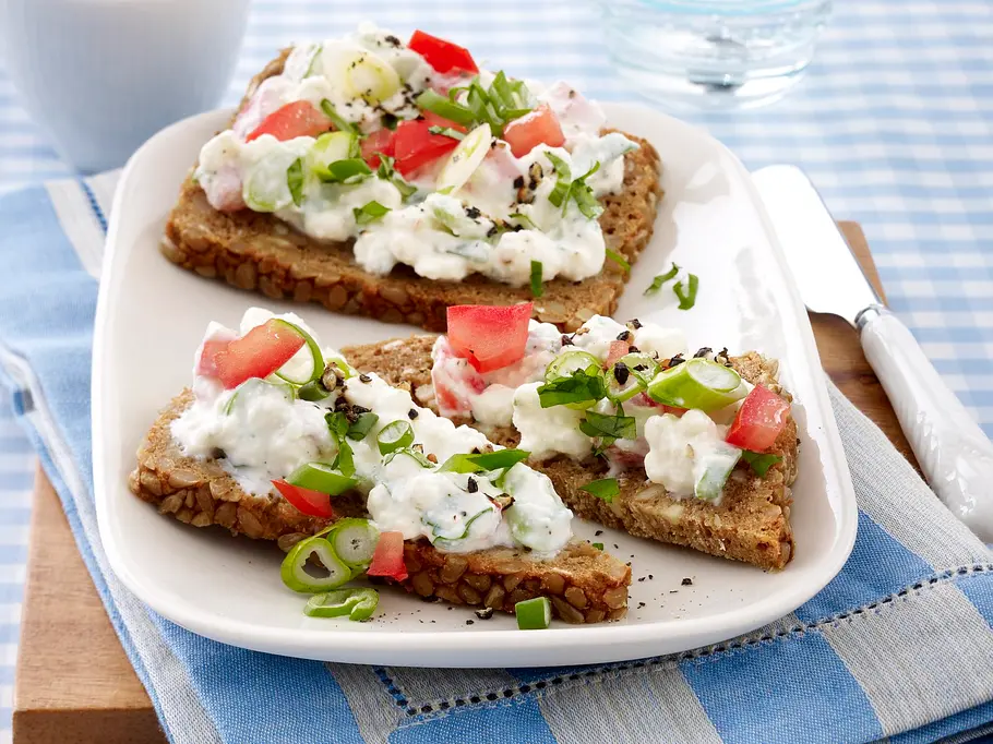 Gemüse-Feta-Aufstrich Rezept Gemüse-Feta-Aufstrich Rezept