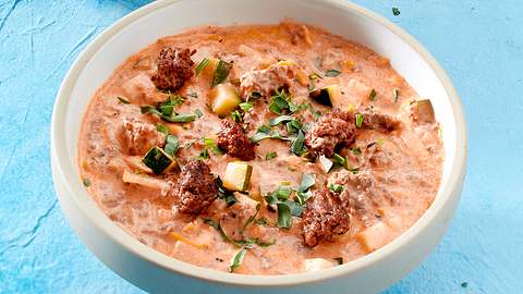Gemüse-Hack-Suppe Rezept - Foto: House of Food / Bauer Food Experts KG