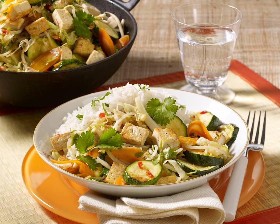 Gemüse und Tofu aus dem Wok Rezept