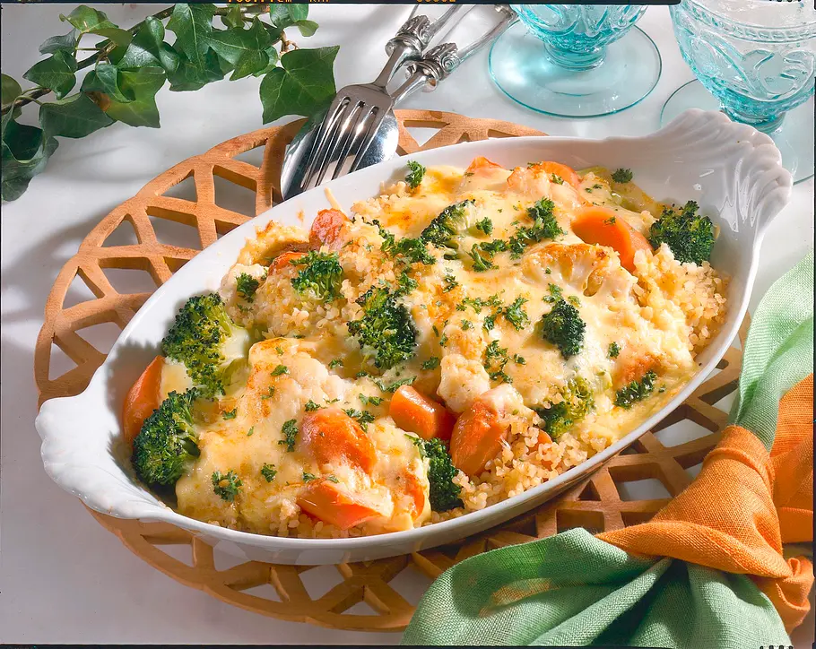Gemüseauflauf mit Bulgur Rezept Gemüseauflauf mit Bulgur Rezept