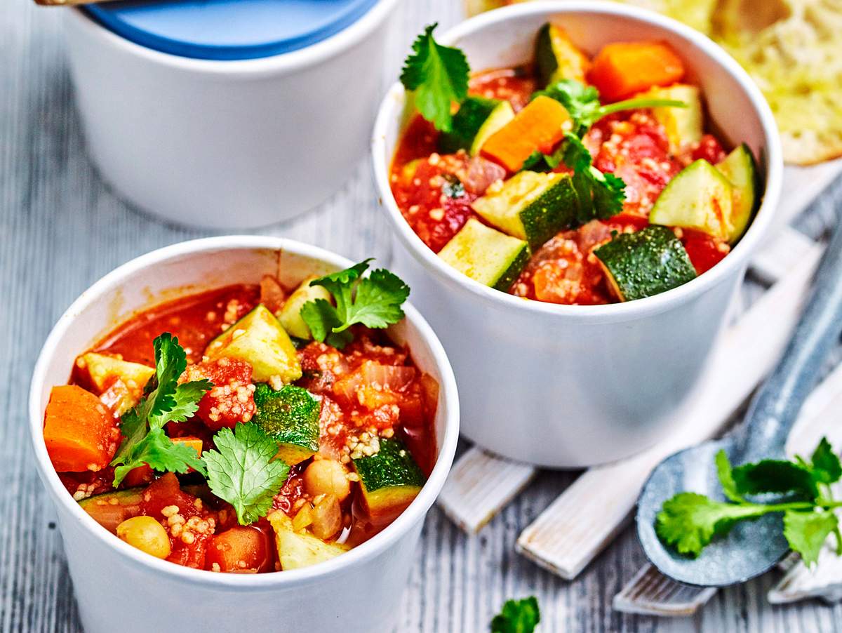 Gemüseeintopf mit Couscous Rezept Gemüseeintopf mit Couscous Rezept