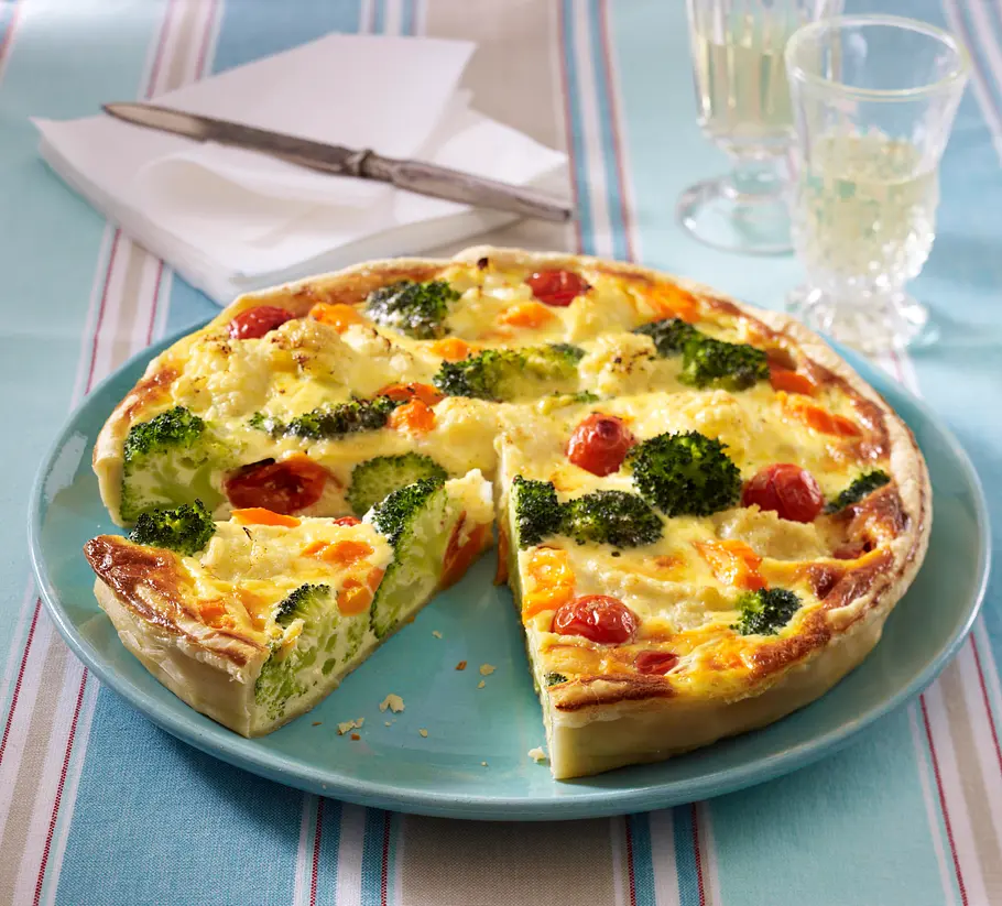 Gemüsekuchen mit Blätterteig Rezept Gemüsekuchen mit Blätterteig Rezept