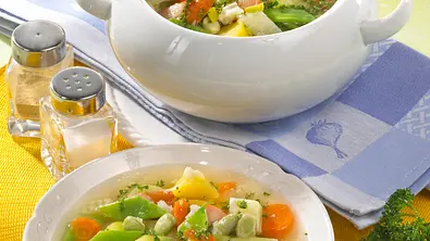 Gemüsetopf Quer durch den Garten Rezept - Foto: LECKER @ Bauer Media Group