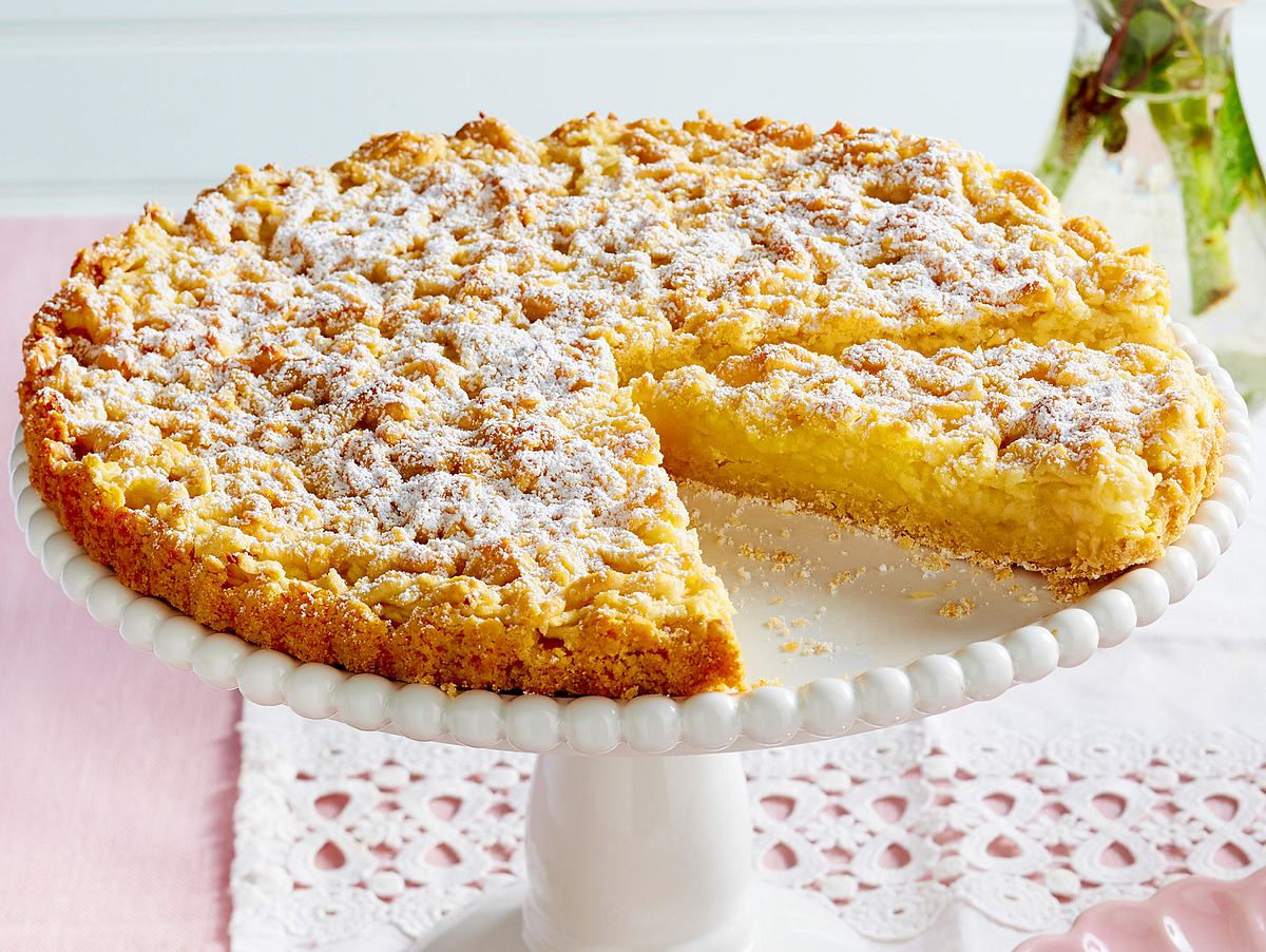 Apfelkuchen mit geriebenen Apfel