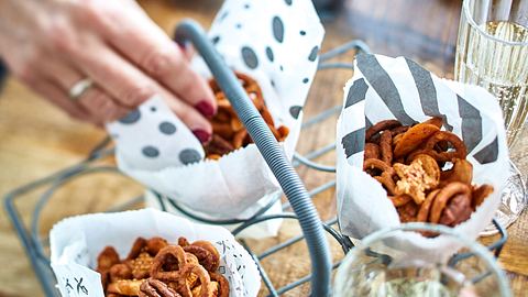 Geröstete gewürzte Nüsse (Crunchies Creole) Rezept - Foto: House of Food / Bauer Food Experts KG