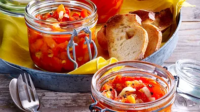 Geröstete Paprika Rezept - Foto: LECKER @ Bauer Media Group