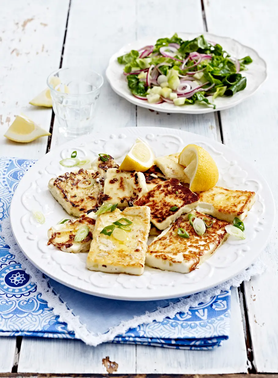 Gerösteter Feta & gemischter Salat Rezept