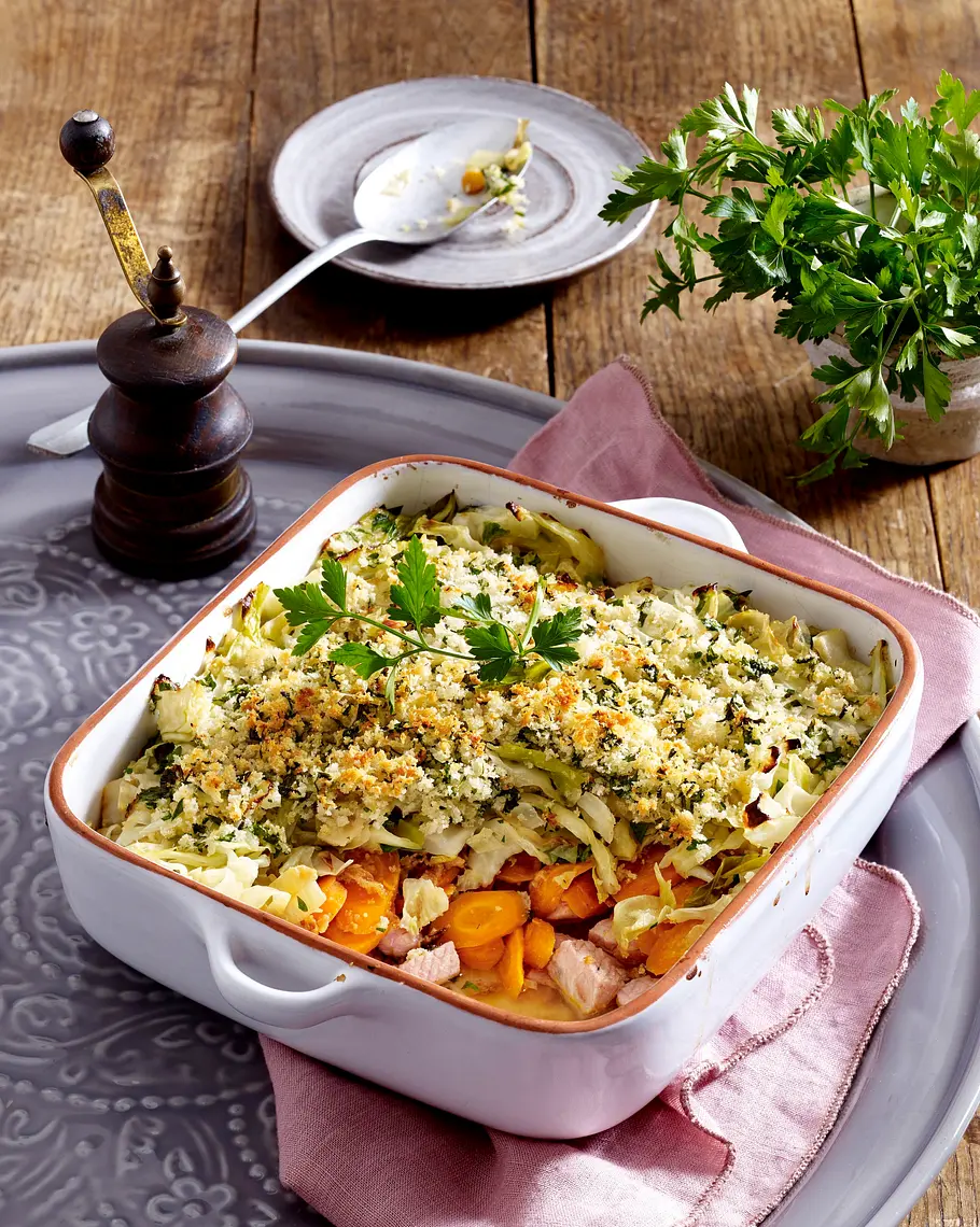Geschichteter Spitzkohl-Käse-Auflauf Rezept Geschichteter Spitzkohl-Käse-Auflauf Rezept