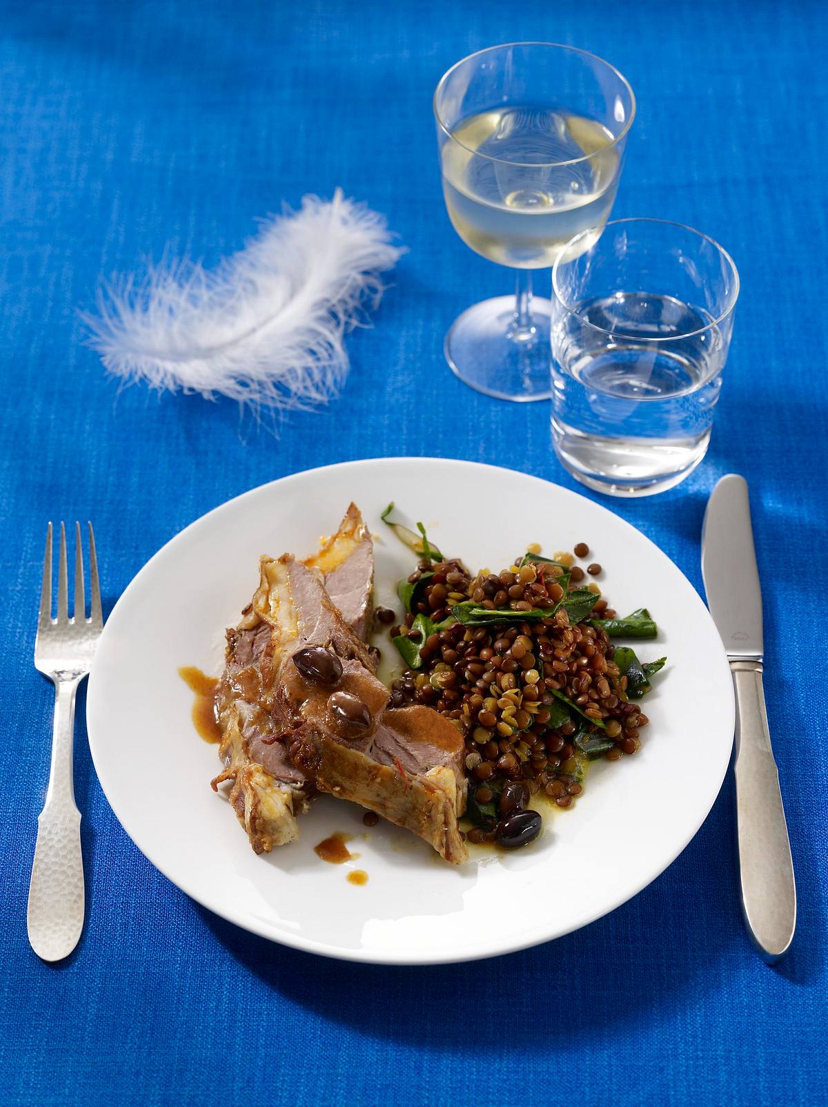 Geschmorte Lammschulter mit Mangold-Linsen-Salat (Poletto Ostermenü) Rezept