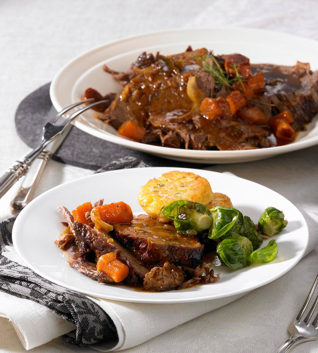 Geschmorte Rinderschulter Rezept | LECKER