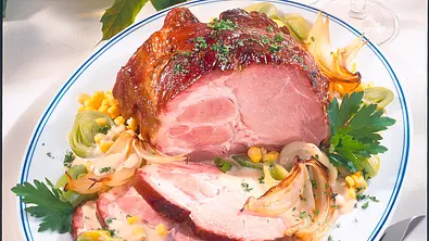 Geschmorter Kasselernacken Rezept - Foto: LECKER @ Bauer Media Group