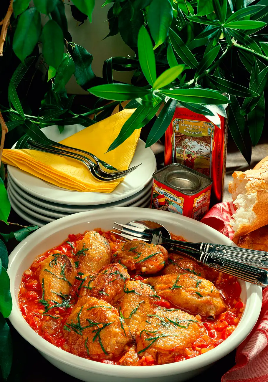 Geschmortes Hähnchen mit Paprika Rezept Geschmortes Hähnchen mit Paprika Rezept